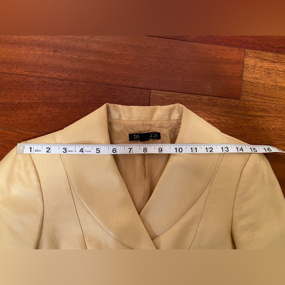 Tahari Gold Skirt Suit US 2 - Classy Wedding or Gala -Well cared for & loved - Picture 5 of 12